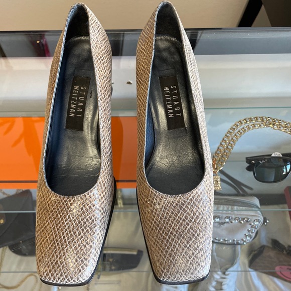 Stuart Weitzman Square Toe Snake Skin Pumps Tan Neutral Beige Size 7 - Picture 2 of 12